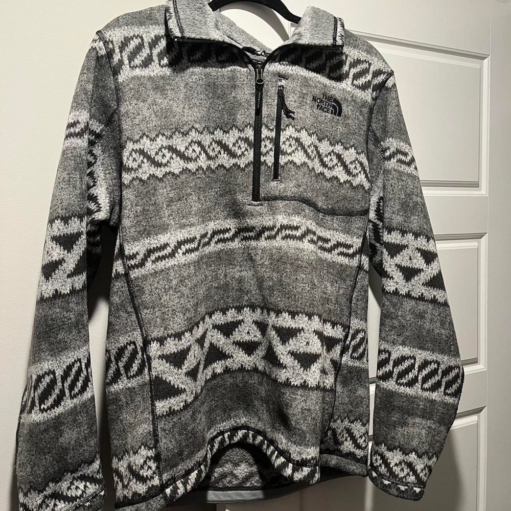The North Face Pullover